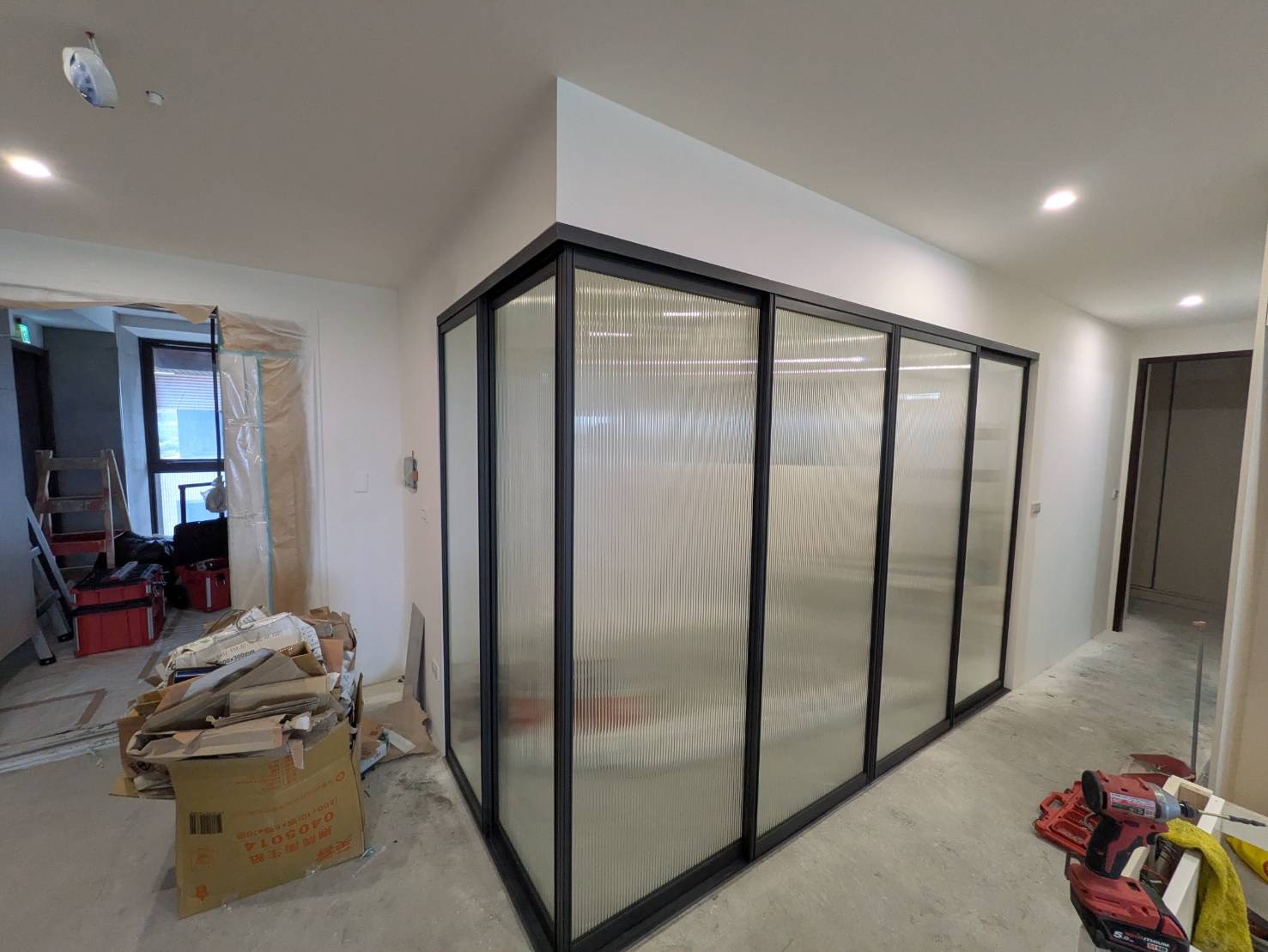 淡水濱海路細鋁框橫拉門