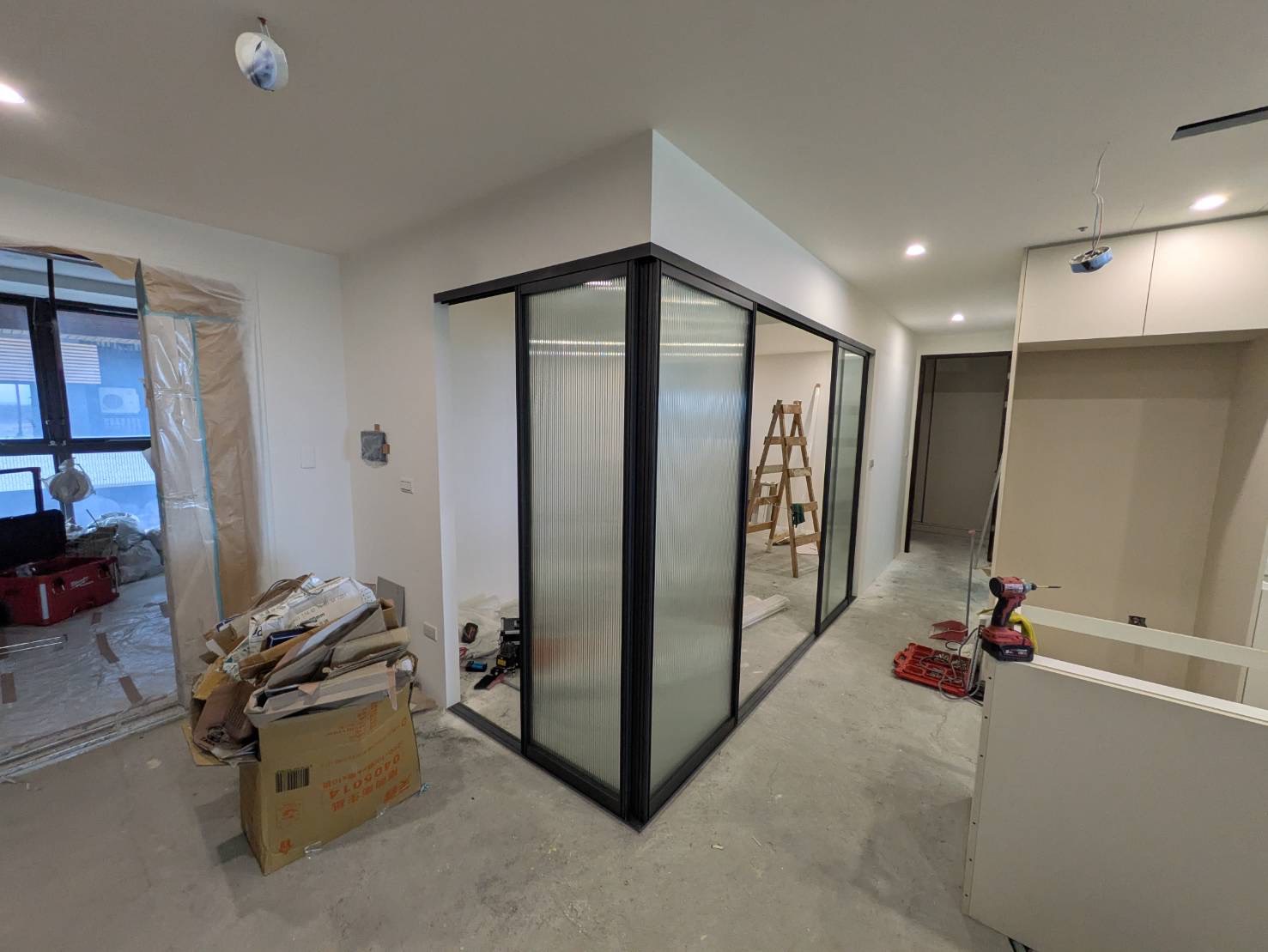 淡水濱海路細鋁框橫拉門