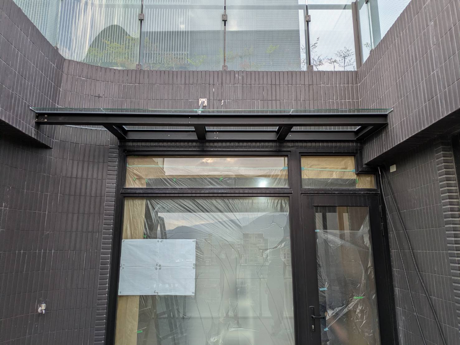 新店央北二路採光罩工程